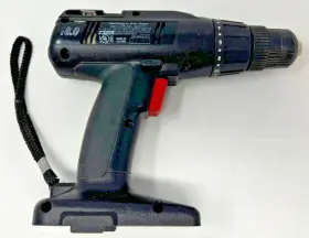 315.113051 CRAFTSMAN Volt Drill Driver Tool