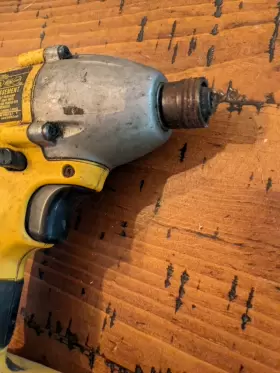 DW056 DEWALT Cordless Impact Driver Tool #3