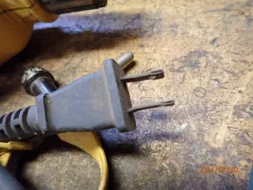 DW101 DEWALT Drill Chuck Key #3