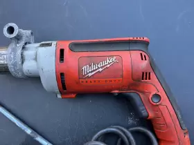 0300-20 MILWAUKEE Magnum Drill #2