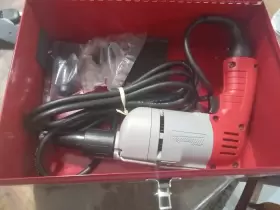6767-1 MILWAUKEE Drywall Screw Shooter Kit #3