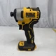 DEWALT DCF809 20V MAX ATOMIC Compact Brushless Impact Driver Tool Only WORKS