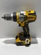 DEWALT DCD999 BRUSHLESS HAMMER DRILL WITH 5AH BATTERY (P32013083)