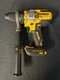 DEWALT DCD999 20V 1/2" HAMMER DRILL / DRILL DRIVER WITH HANDLE - TOO (B26005942)