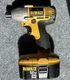 DeWalt DW056 18V 1/4" Hex Cordless Driver w/ case & charger - battery not charge