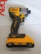 dewalt 20v Cordless Impact Driver  W/ 3 Ah Battery Dcf840