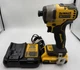 DEWALT DCF809 20V MAX 1/4" IMPACT DRIVER W/BATTERY & CHARGER (CP2020350)